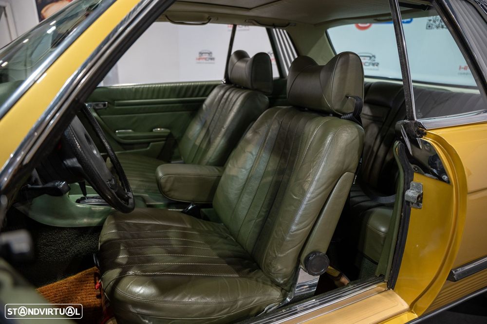 Mercedes-Benz SLC 350 - 36