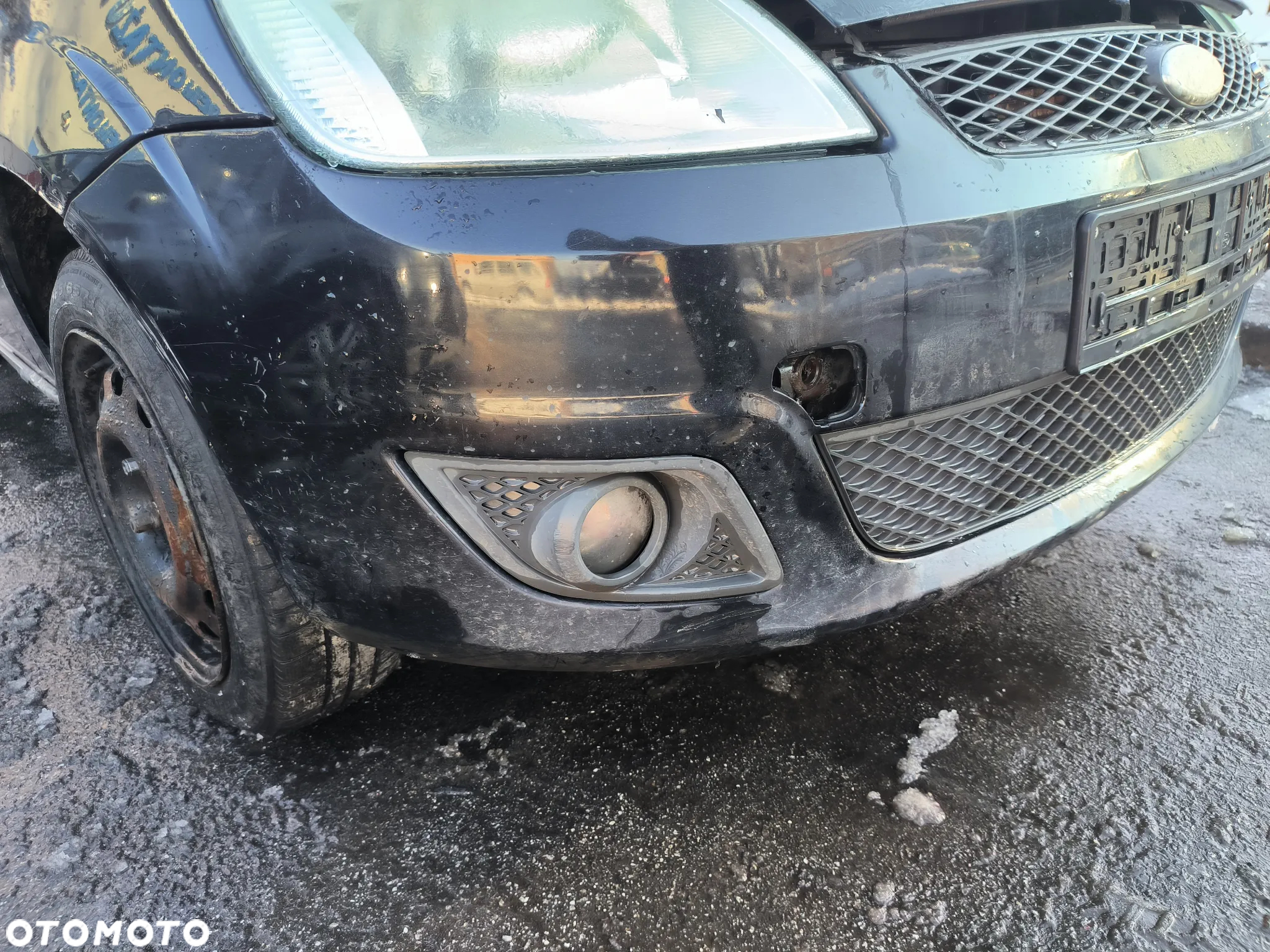 Zderzak przedni przód Ford Fiesta Mk6 ST - 4