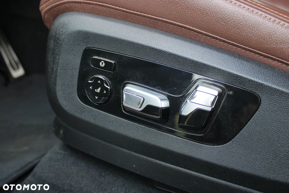 BMW X5 - 25