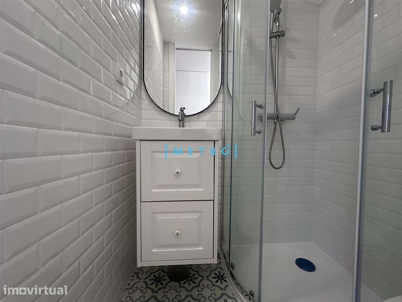 Andar Moradia T2 DUPLEX Arrendamento em Aldoar, Foz do Douro e Nevogil - Grande imagem: 4/17