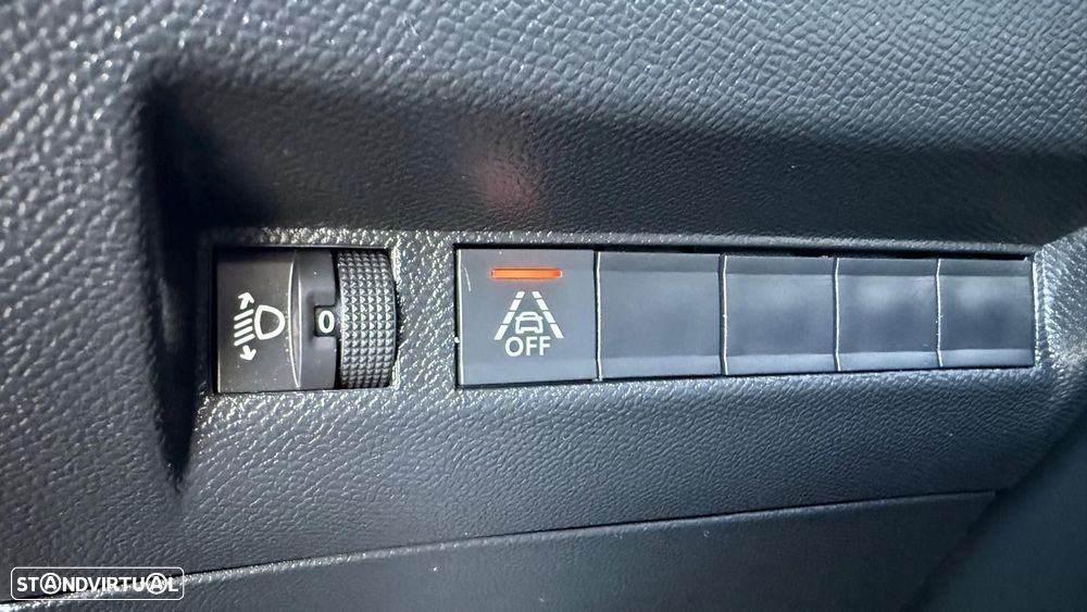 Peugeot 2008 PureTech 100 Style - 31