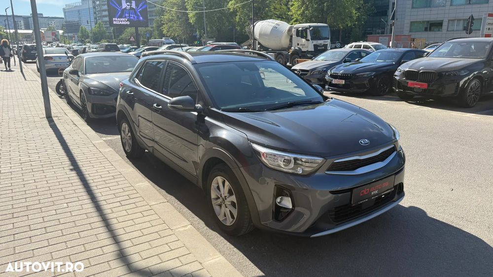 Kia Stonic 1.0 T-GDI HP 7DCT Urban - 3