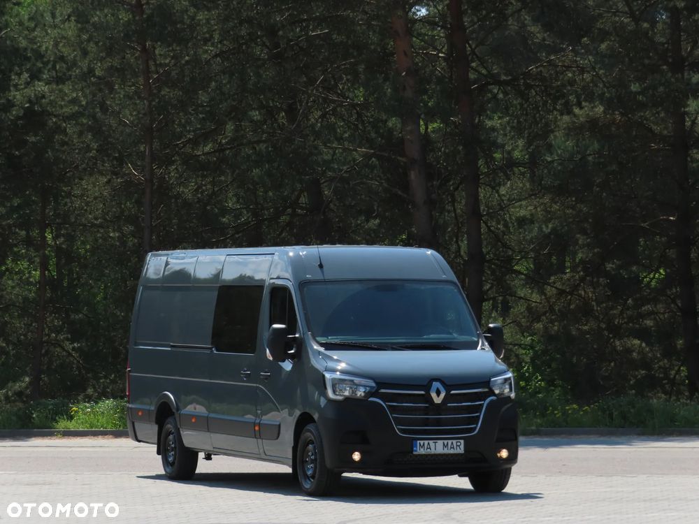 Renault Master 2.3 dCi 163 KM 7-Mio Osobowy + 895 Kg Ładowność Doka Dubel Brygadowy Ekstra Długi 4383 mm Furgon Blaszak HAK 2500 Kg Rozstaw Osi 4332 mm WZMACNIANY Napęd Na Tylną Oś Stan Auta Jak Nowy OKAZJA POLECAM - 2
