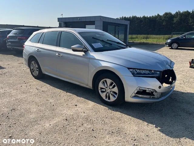 Skoda Octavia 2.0 TDI DSG Ambition - 1