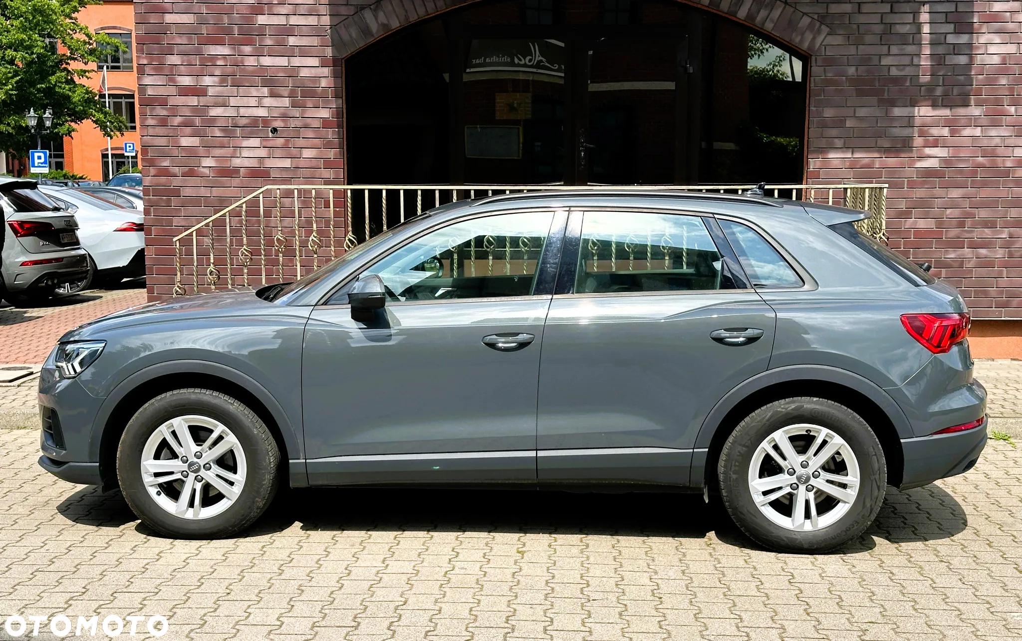 Audi Q3 2.0 TDI S tronic design - 8