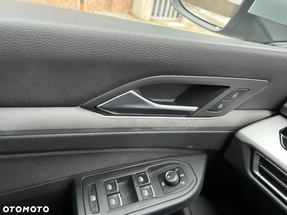 Volkswagen Golf 1.5 TSI EVO United - 11