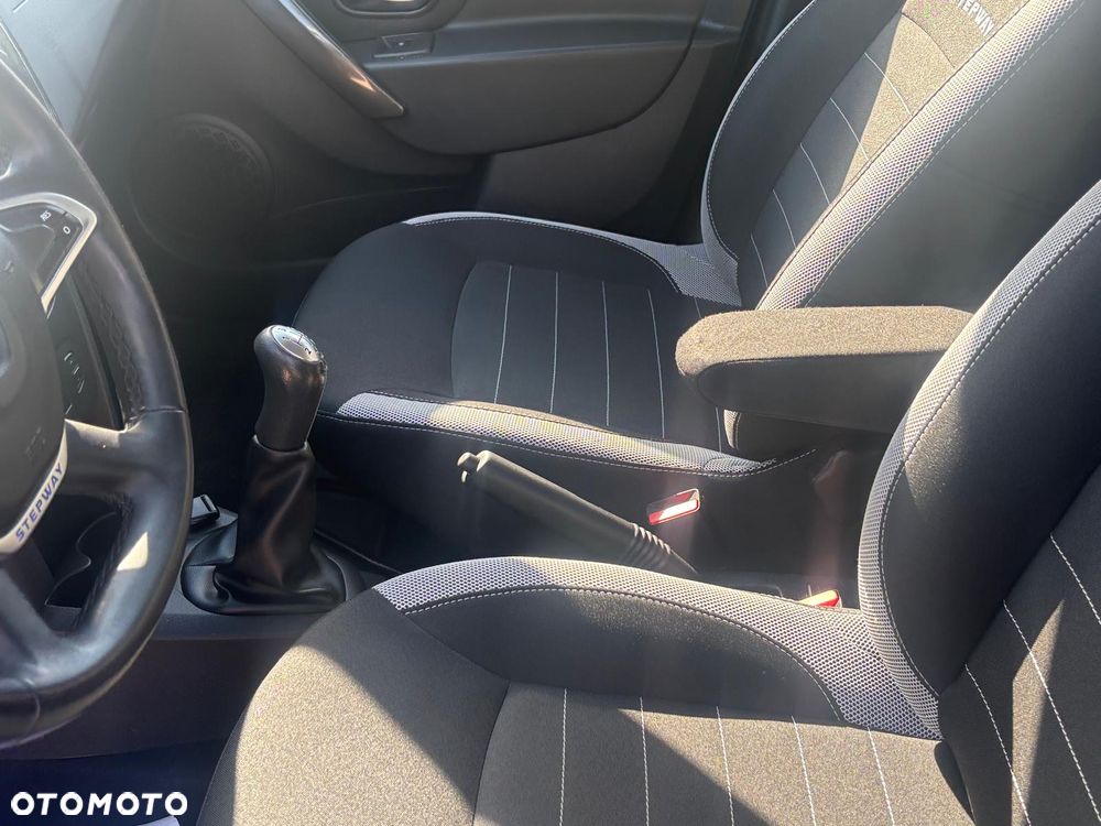 Dacia Logan 1.0 TCe SL Celebration S&S - 25