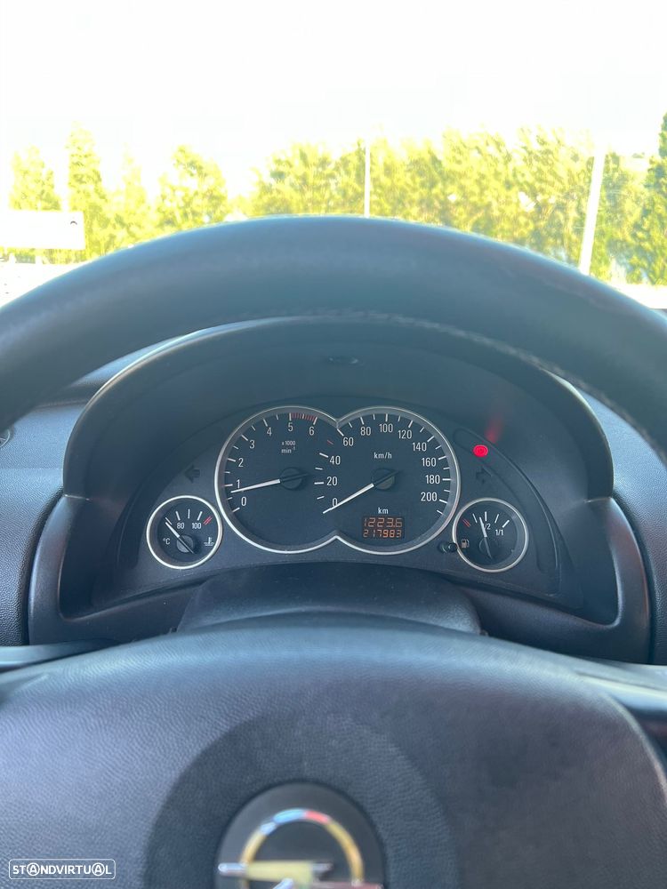 Opel Corsa 1.3 CDTI Cosmo - 2