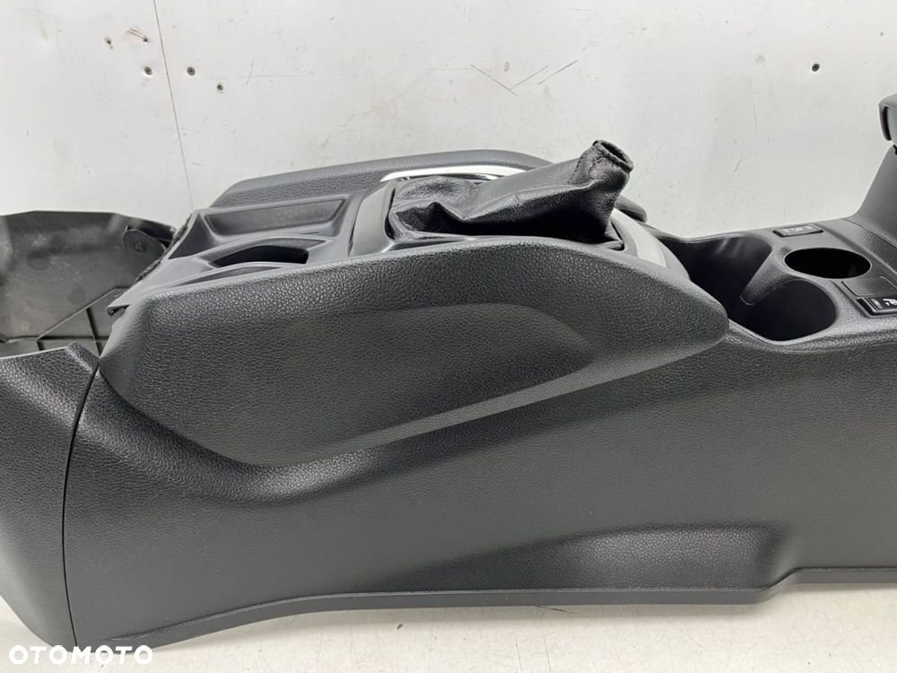 Tunel środkowy Nissan X-Trail III T32 Rogue 13-21r. podłokietnik obudowa uchwyty na kubki mieszek - 3