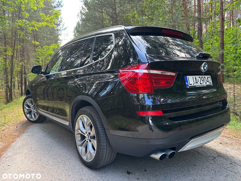 BMW X3 xDrive28i Sport-Aut - 4