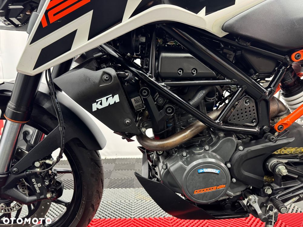 KTM Duke - 16