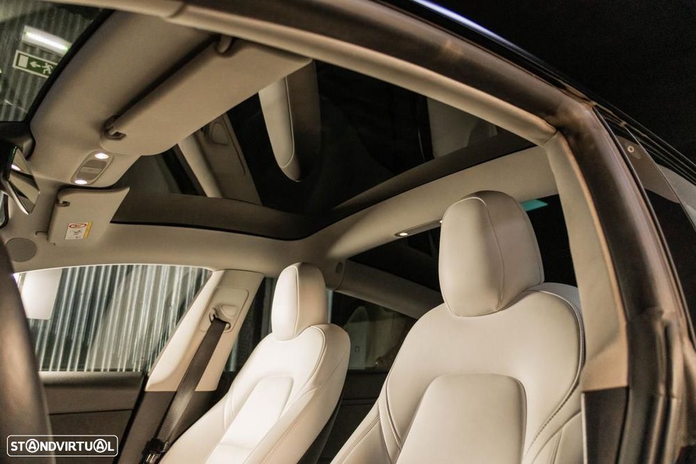 Tesla Model 3 Long Range AWD Dual Motor - 26