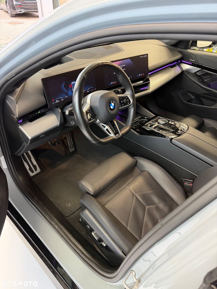 BMW Seria 5 520i mHEV M Sport Edition - 4