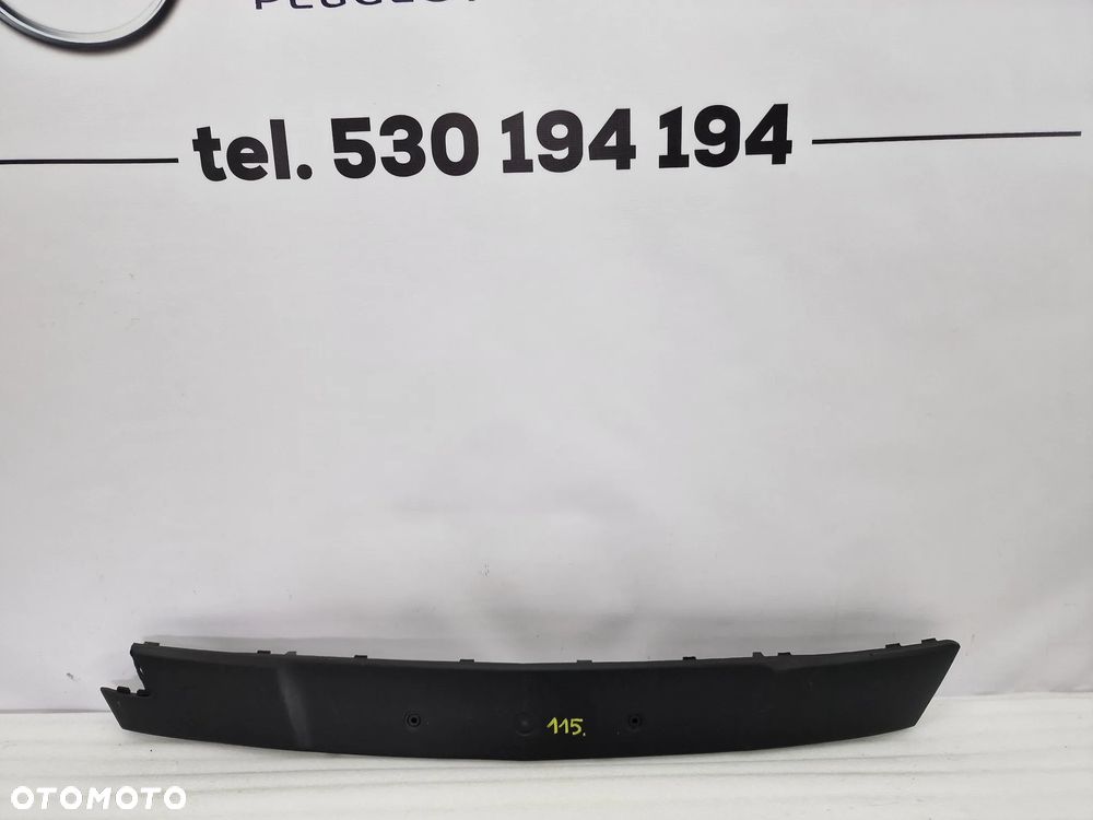 OPEL ASTRA IV 4 J LIFT 12- LISTWA / KRATKA ŚRODKOWA ZDERZAKA PRZEDNIEGO PRZÓD , NR 13368664 / 13381812 , NR AUKCJI KR115 - 1