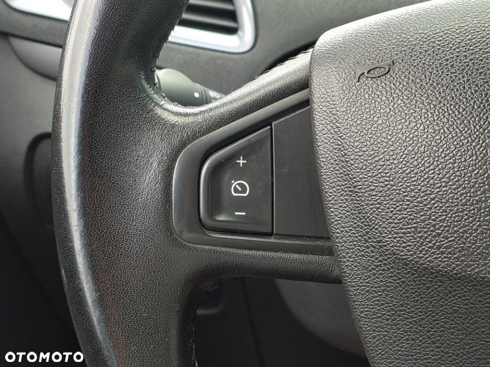 Renault Scenic - 24
