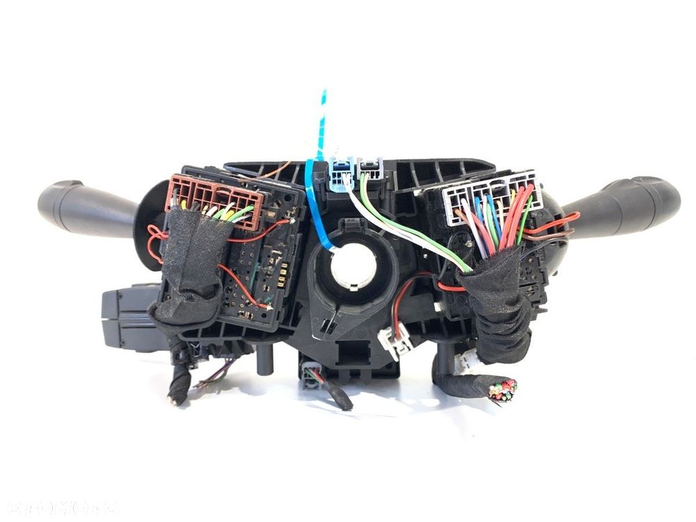 PRZEŁĄCZNIK ZESPOLONY  DACIA LOGAN MCV II 2013 - 2022 1.2 54 kW [73 KM] benzyna 2015 - 2022 - 3