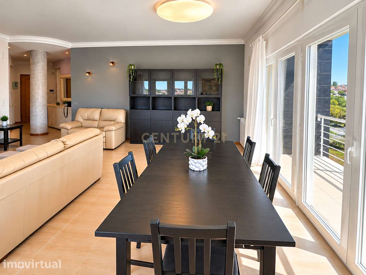 Apartamento T3 Mobilado com grandes varandas numa das zonas residencia - Grande imagem: 4/19