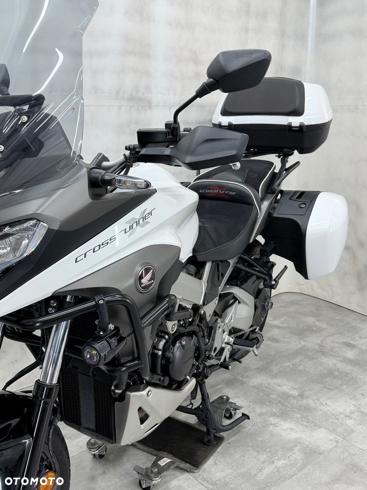 Honda VFR - 4