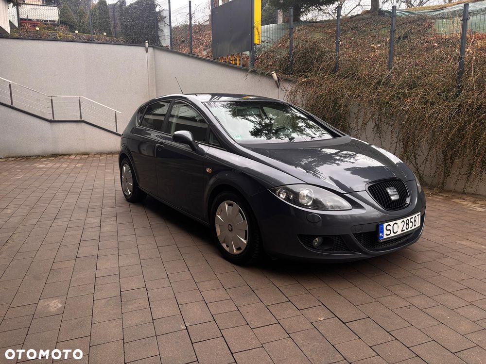 Seat Leon 2.0 TDI DSG Stylance - 1