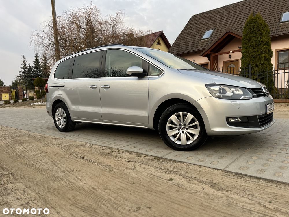 Volkswagen Sharan 2.0 TDI DSG 4MOTION (BlueMotion Technology) Sound - 36