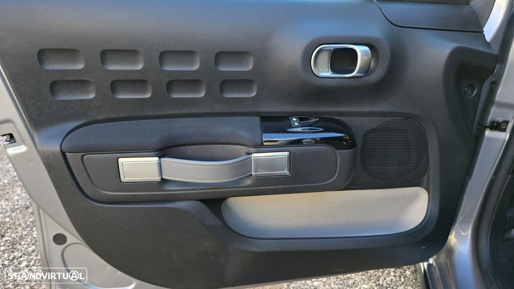 Citroën C3 1.2 PureTech Shine - 7