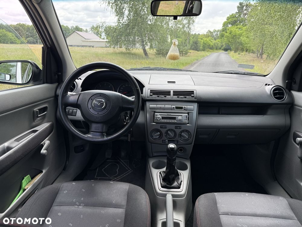 Mazda 2 - 7