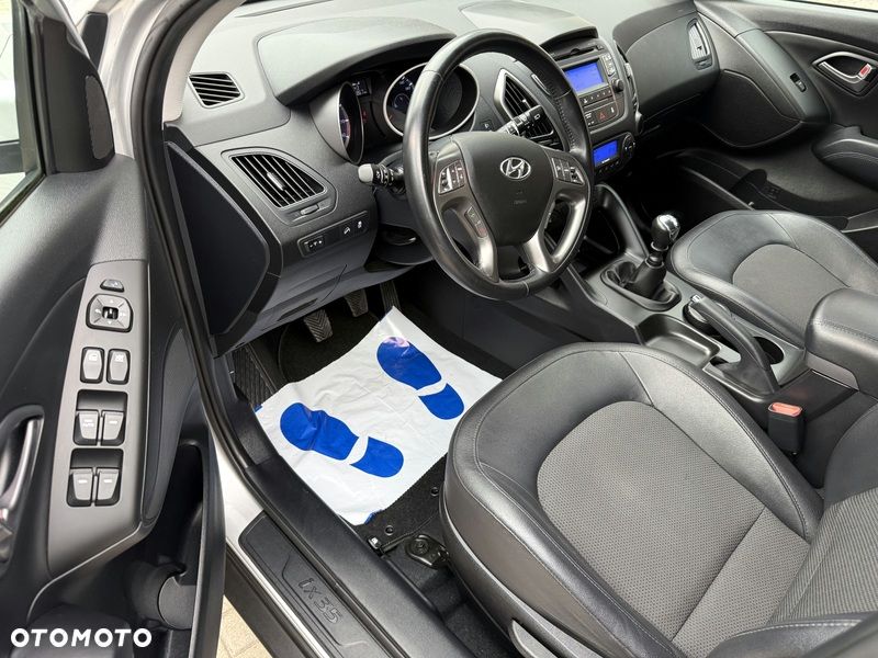 Hyundai ix35 1.6 2WD blue Trend - 10