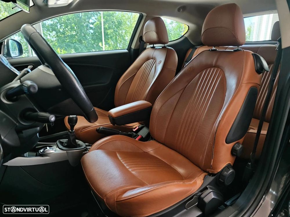 Alfa Romeo MiTo - 37