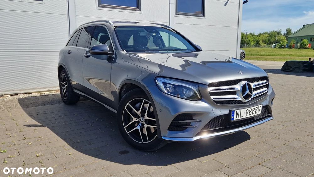 Mercedes-Benz GLC - 21