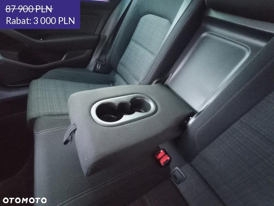 Volkswagen Passat - 14