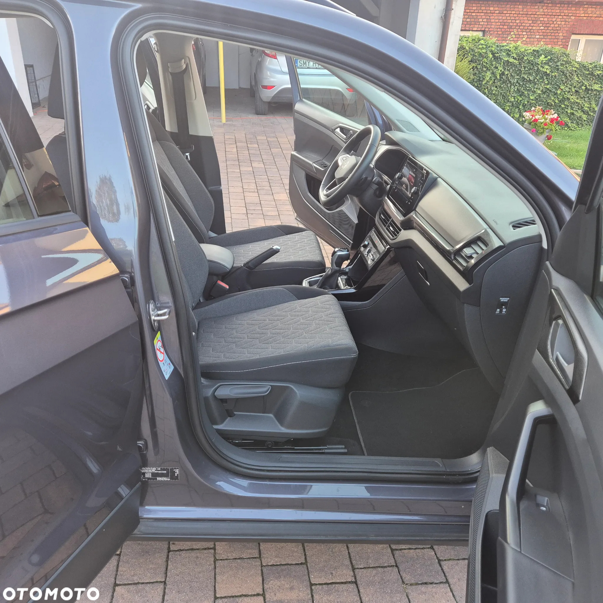 Volkswagen T-Cross 1.0 TSI Life Plus DSG - 23