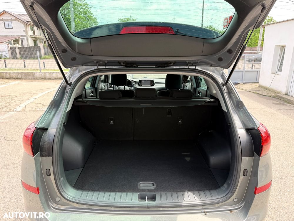 Hyundai Tucson 1.6 GDI 2WD 6MT Style - 25