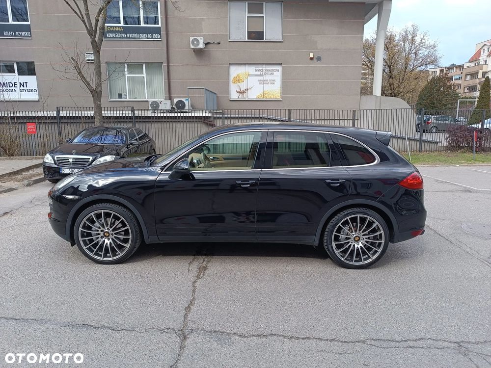 Porsche Cayenne - 39