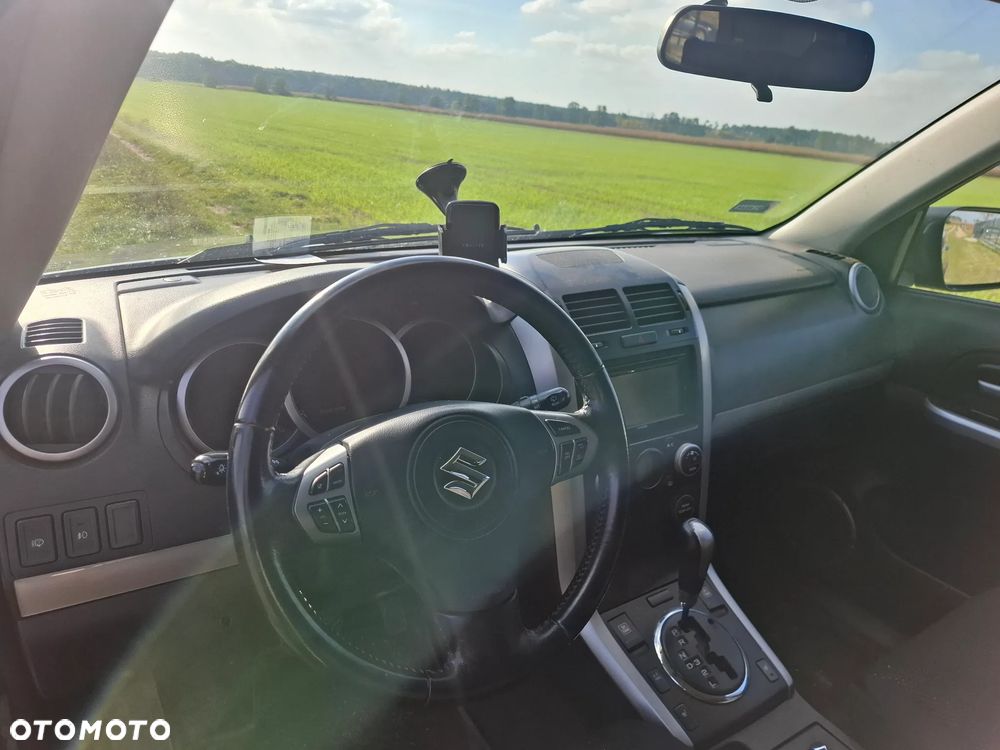 Suzuki Grand Vitara 2.4 Premium EU5 - 8