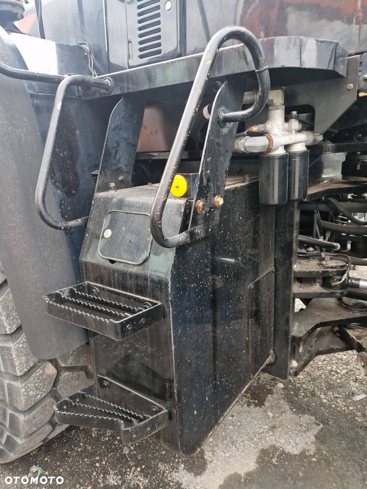 Hitachi ZX 130-5B - 6