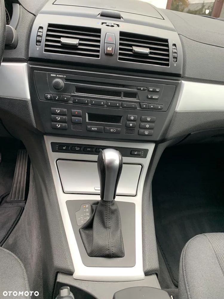 BMW X3 xDrive25i - 10