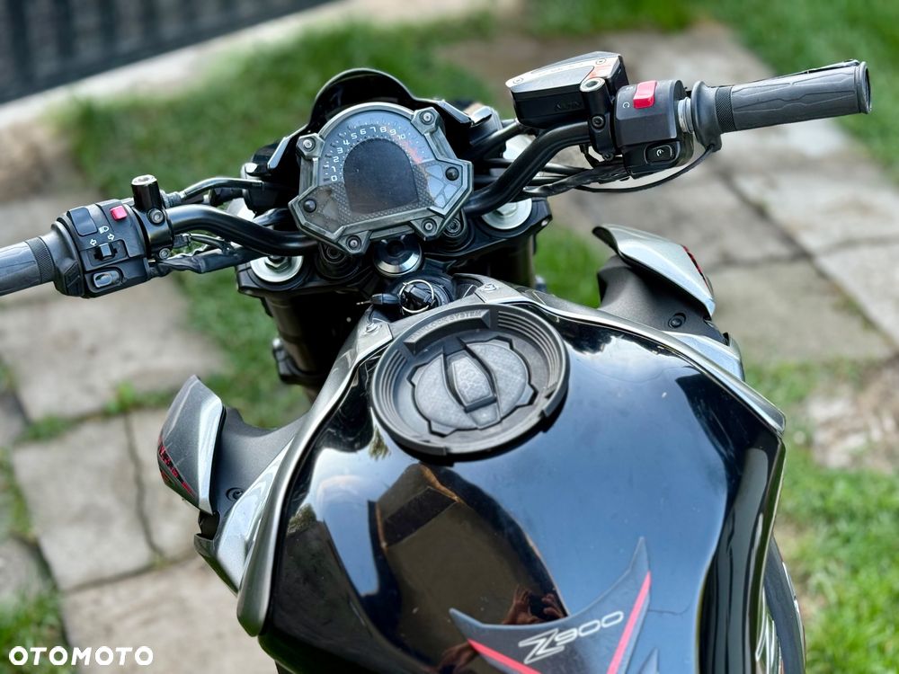 Kawasaki Z 900 - 17
