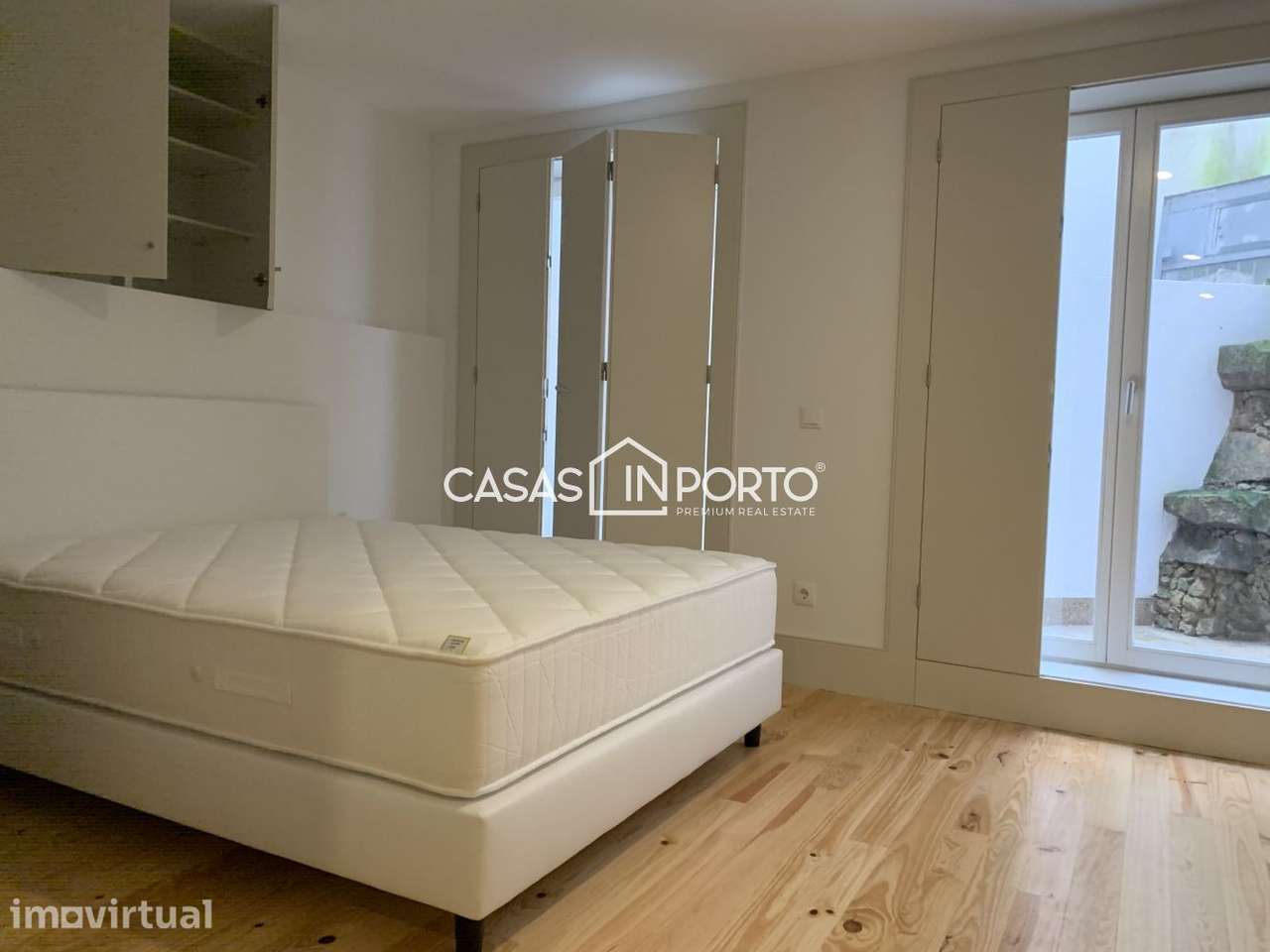 Apartamento com terraço junto aos Aliados - Grande imagem: 4/11