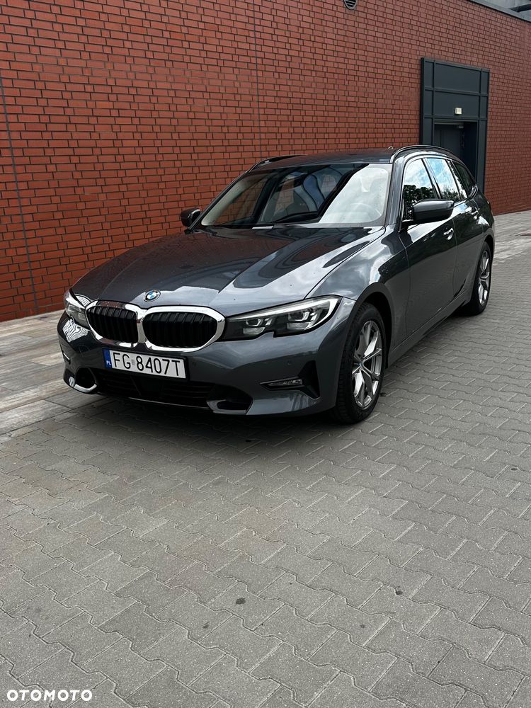 BMW Seria 3 320d Sport Line - 1