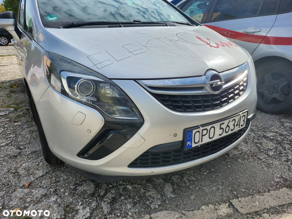 Opel Zafira - 9
