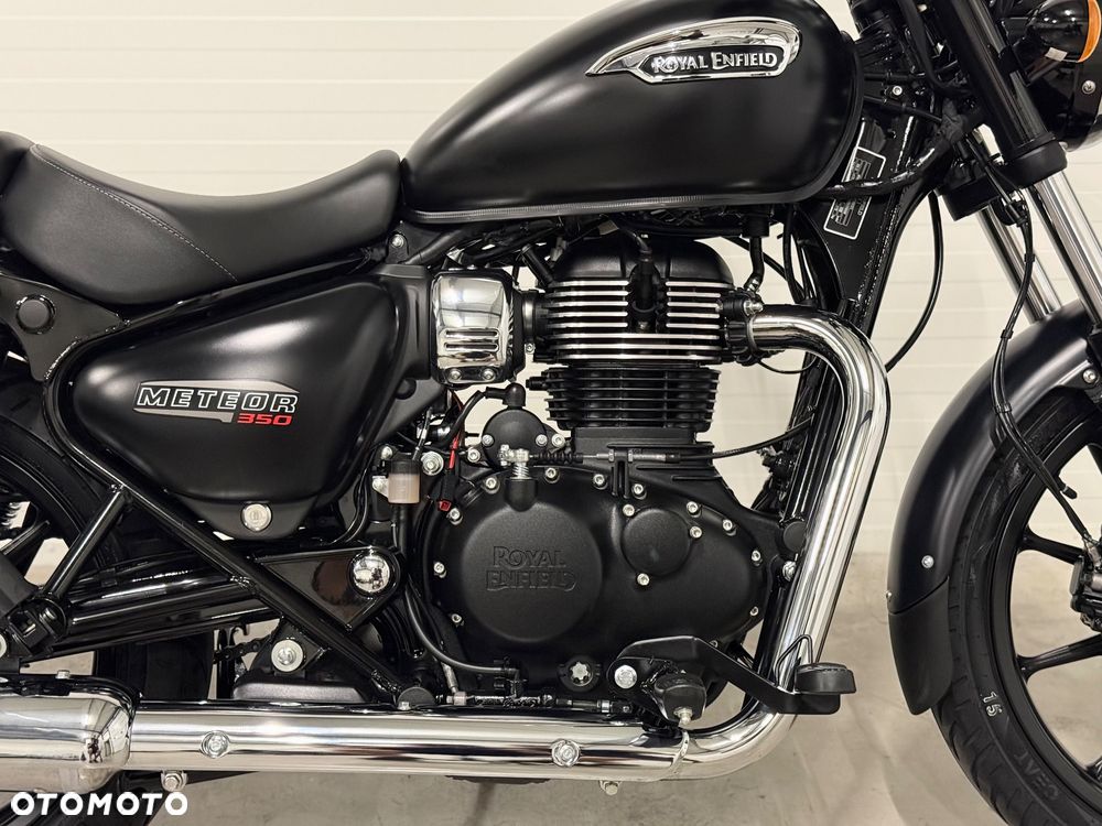 Royal Enfield Meteor - 13