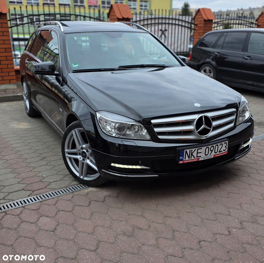 Mercedes-Benz Klasa C 200 (BlueEFFICIENCY) 7G-TRONIC Avantgarde - 1