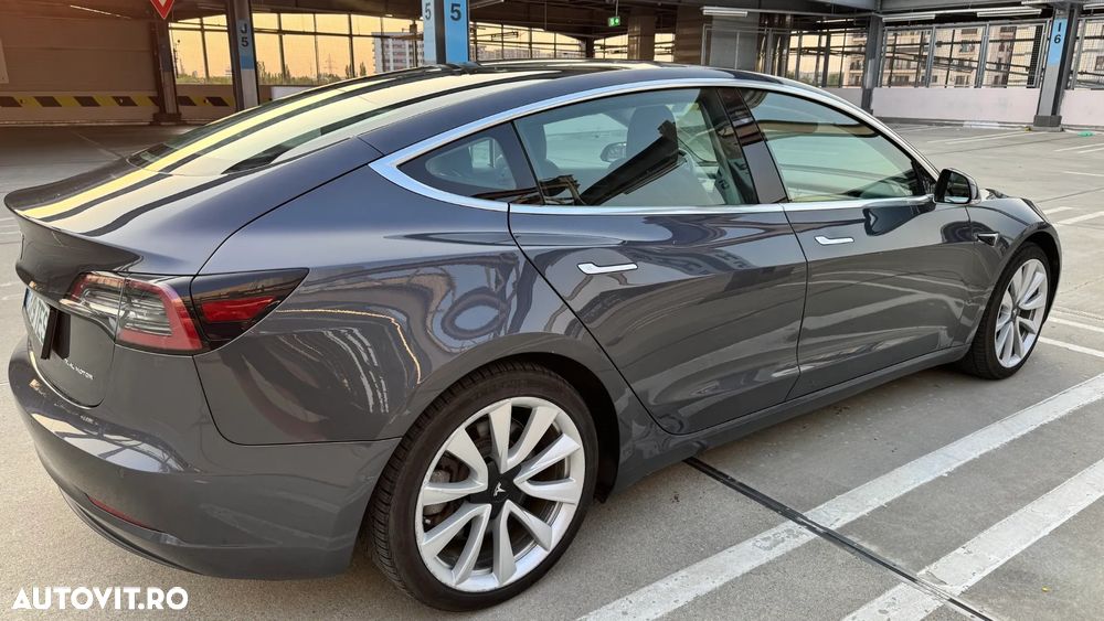 Tesla Model 3 2019 photo 2