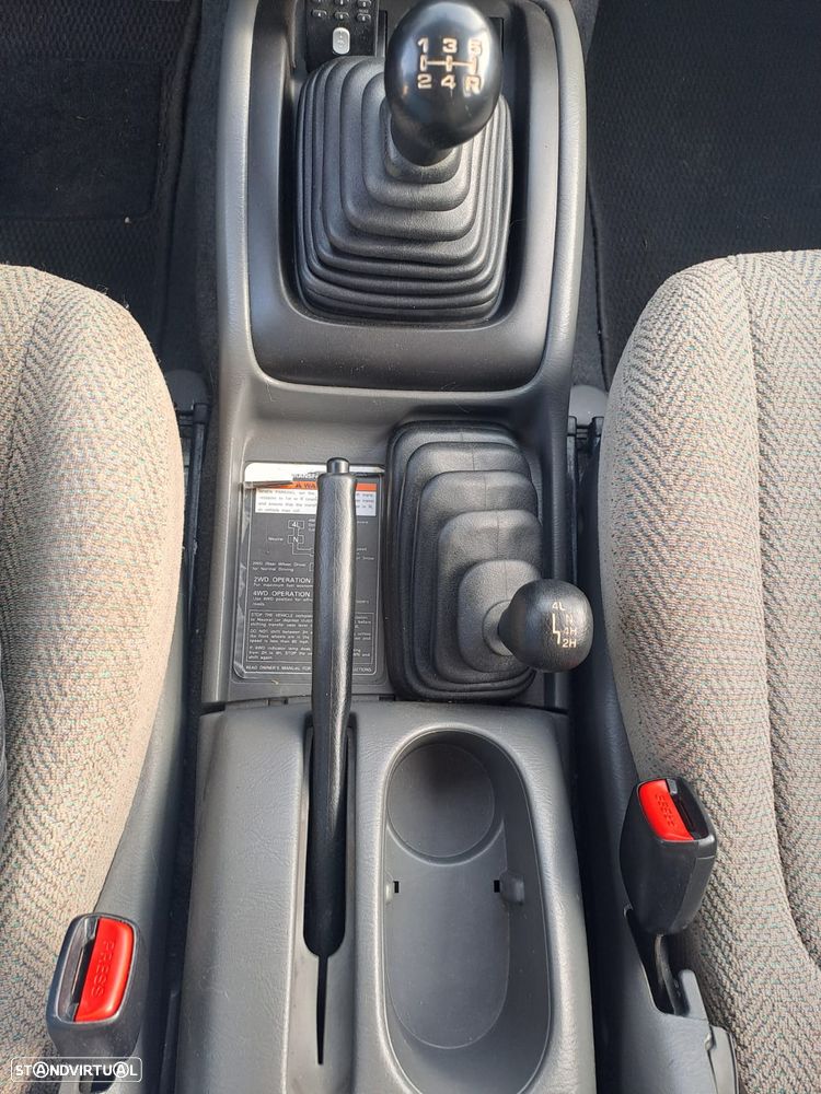 Suzuki Grand Vitara Metal Top 2.0 TDi - 13