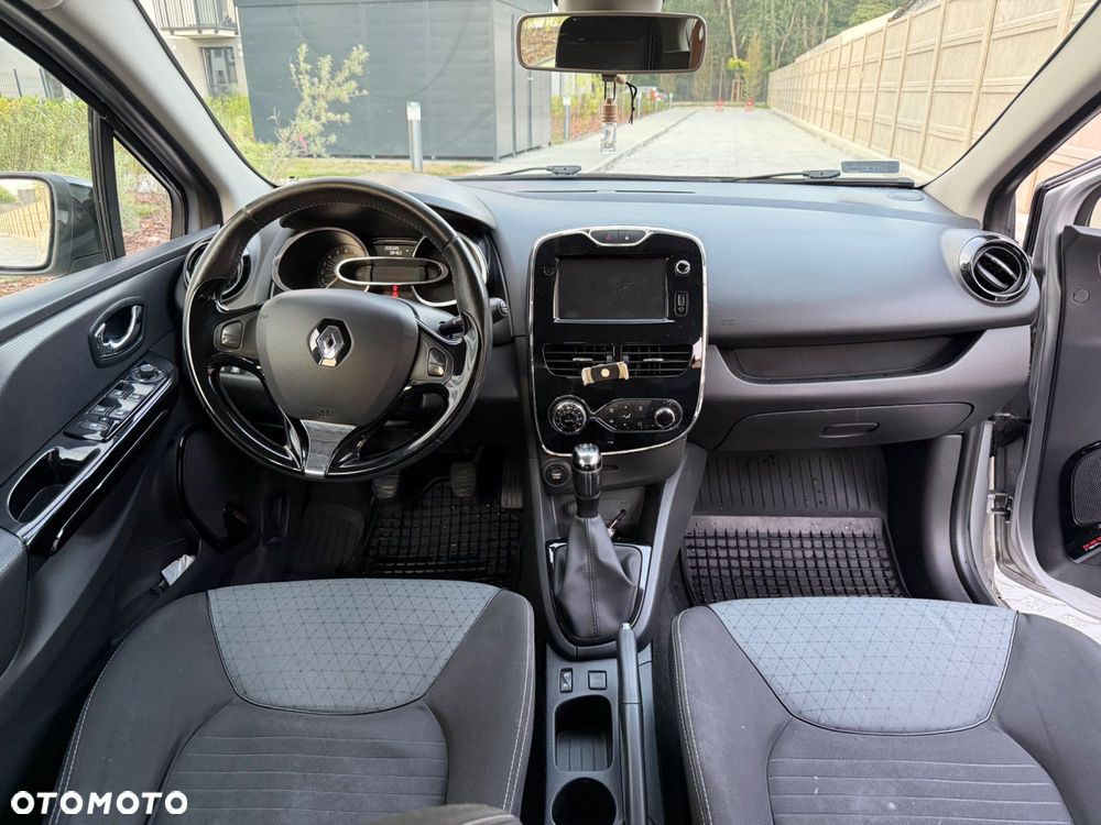 Renault Clio - 2