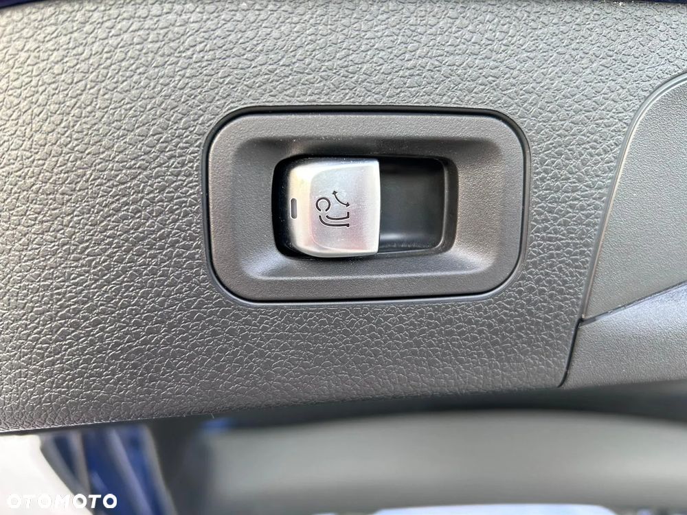 Mercedes-Benz EQC 400 4Matic AMG Line - 36