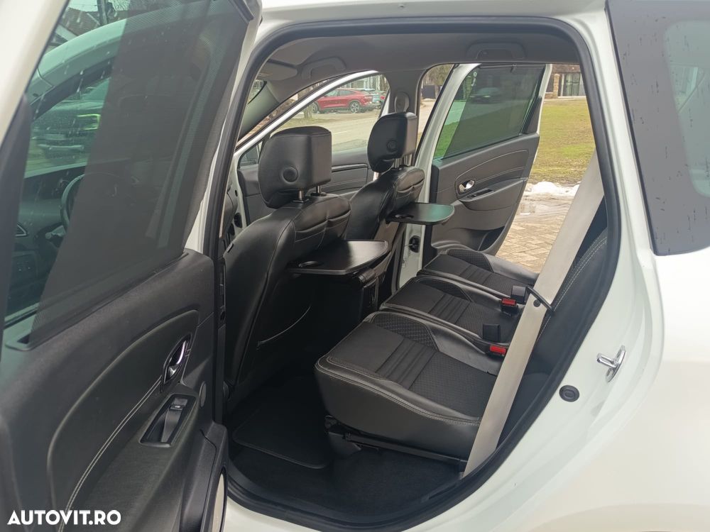 Renault Scenic - 8