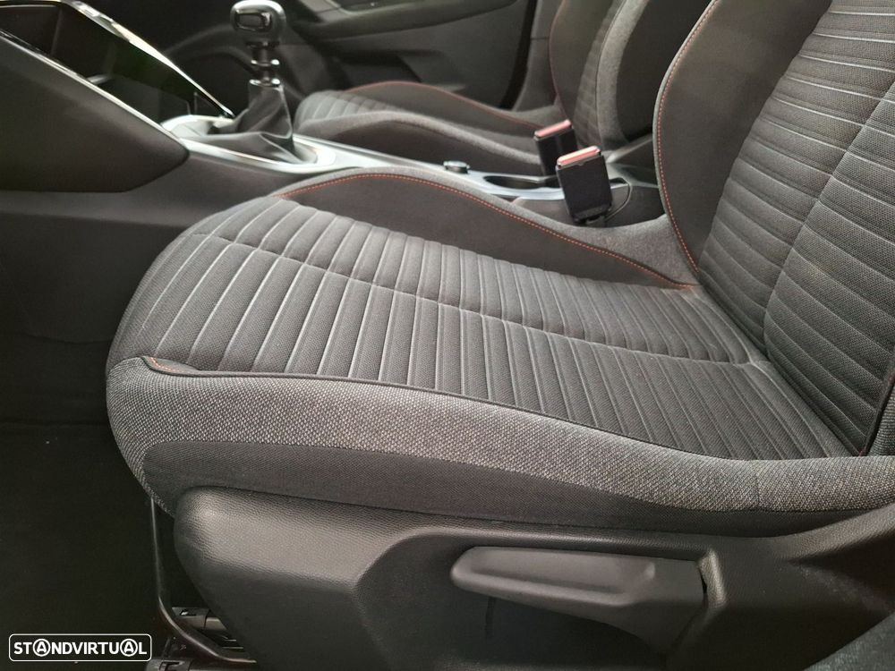 Peugeot 2008 1.2 PureTech Active Pack - 23