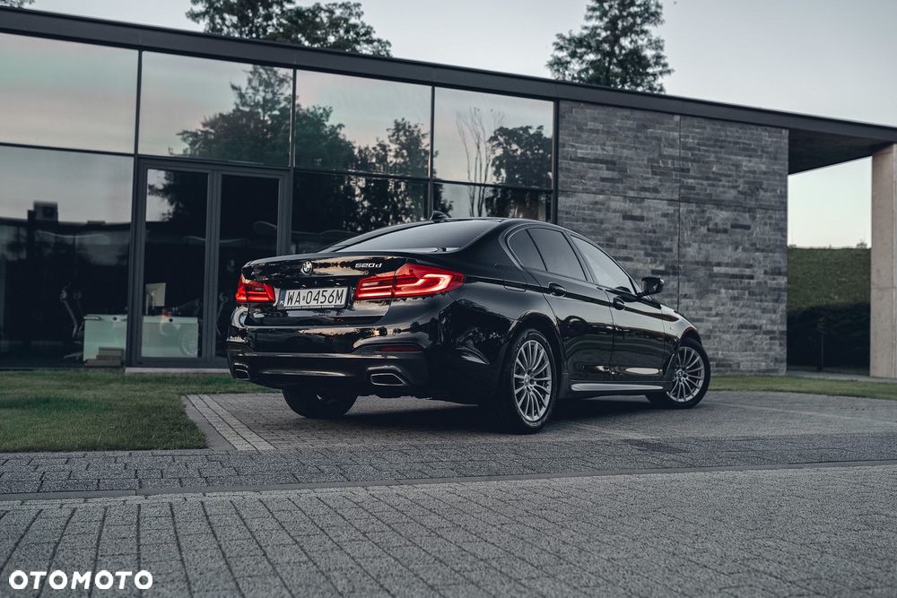 BMW Seria 5 520d xDrive M Sport sport - 13