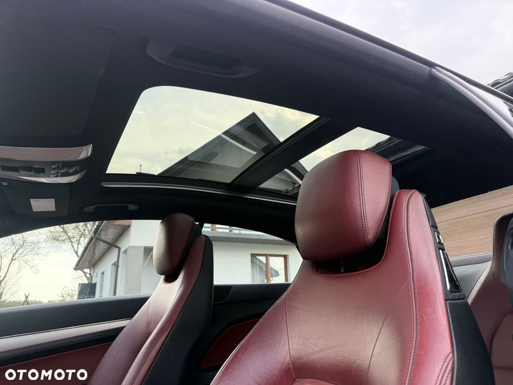 Mercedes-Benz Klasa E 300 BlueEFFICIENCY 7G-TRONIC Avantgarde - 23